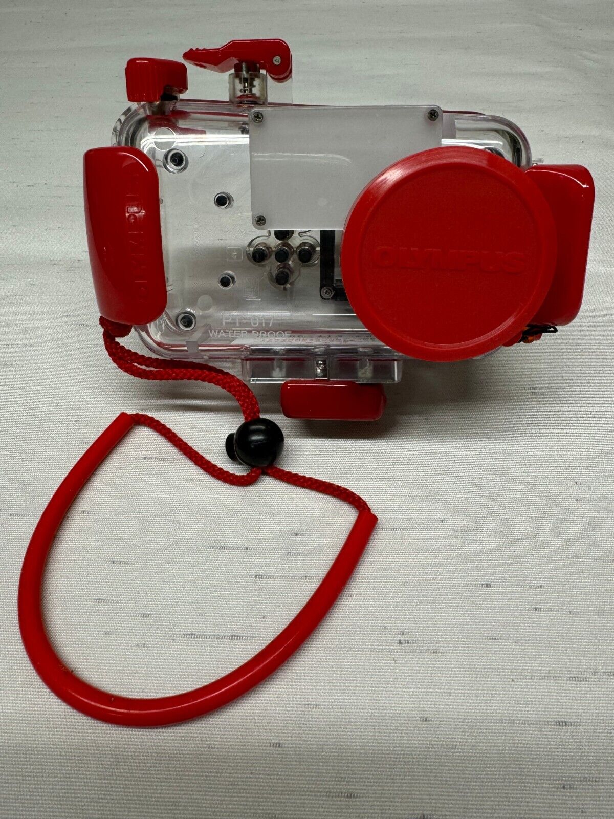 Olympus Underwater Camera Case Housing PT-017 For D-560 Zoom/D-565 Zoom ...